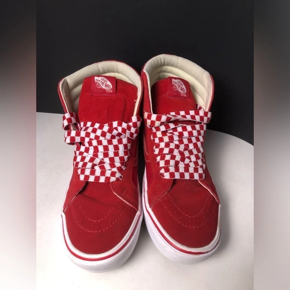 🍄Vans Red High-Tops with Checkered Laces🍄